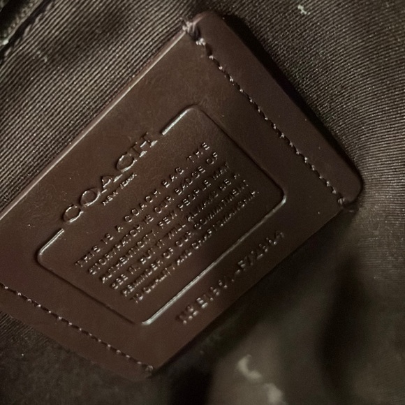 Coach Briefcase with a zipper and two outside pockets. - Picture 2 of 4